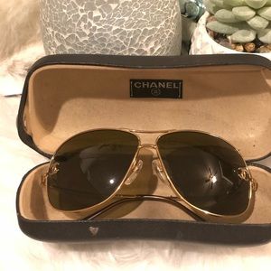 CHANEL Aviator Sunglasses 💯 authentic